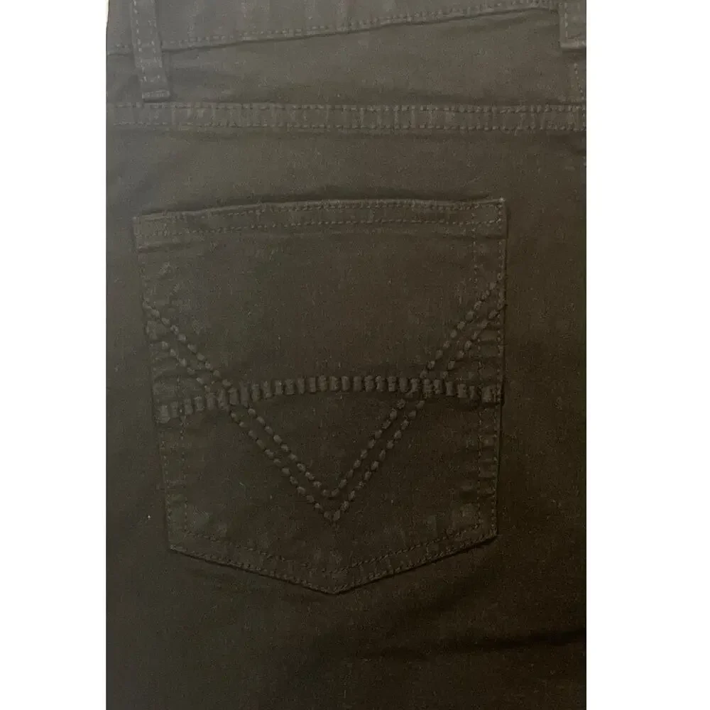 Urban Color Straight Fit Black Jeans - Size 30 x 30 - NEW